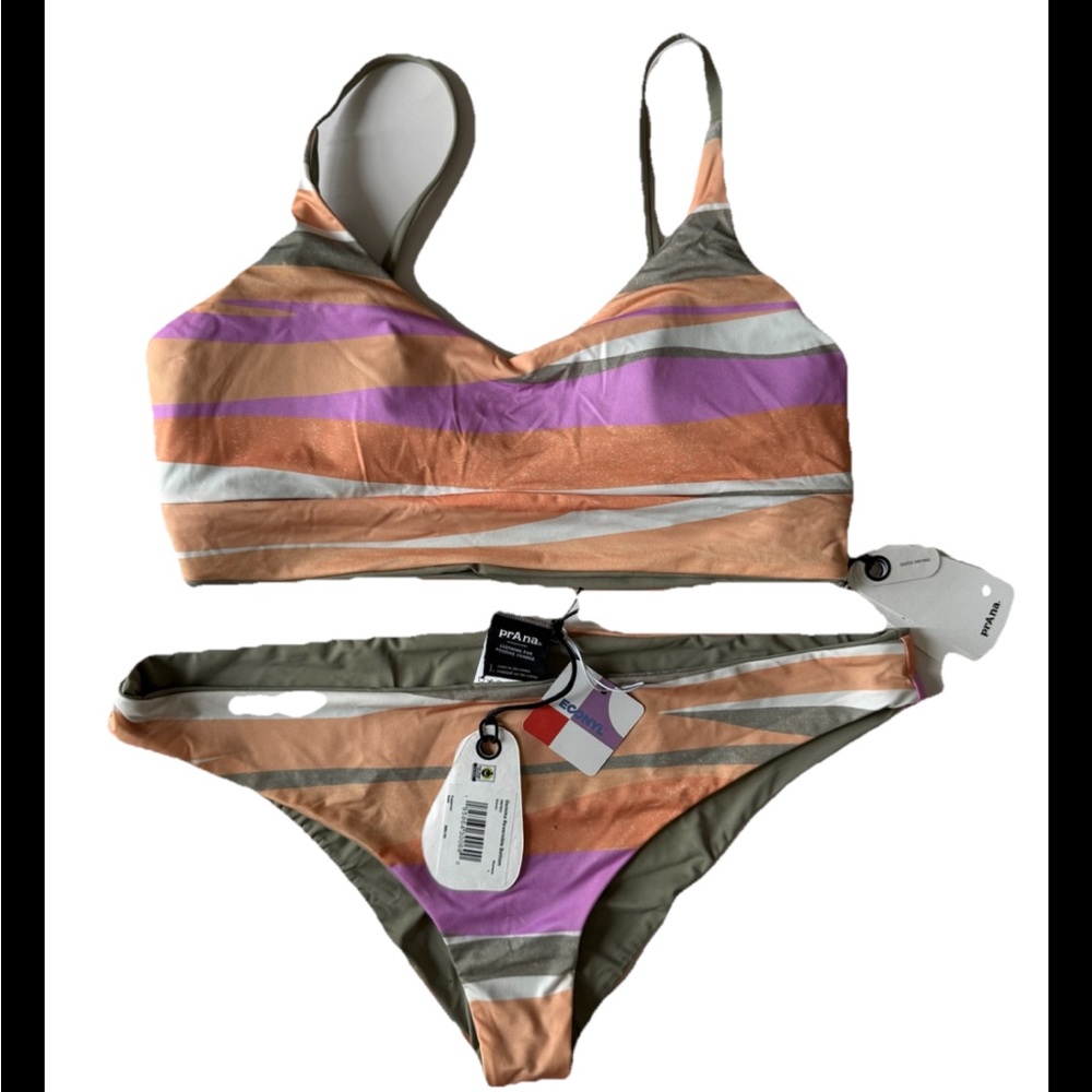 NWT PRANA Willow Falls REVERSIBLE bikini set! Top size med. Bottom size lg.